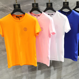 เสื้อยืดคอกลมแขนสั้นทรงสลิมฟิตสำหรับผู้ชาย ผ้าไหมพิมพ์ลาย B บนหน้าอก แฟชั่นฤดูร้อน ผ้าฝ้ายผสมโพลีเอสเตอร์