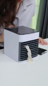 Quạt Mini Điều Hòa Hơi Nước 500ML Quạt Phun Sương USB 5V 3 Tốc Độ Làm Mát Cá Nhân Để Bàn Nhỏ Gọn