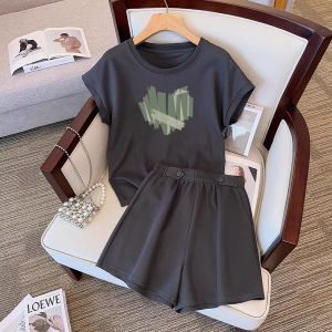 Pear-Shaped Body Friendly Loose-Fit Two-Piece Set