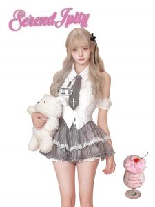 สไตล์วิทยาลัยเกาหลี หวาน เผ็ด น่ารัก เด็กผู้หญิง ดีไซน์ สะพายไหล่ พรางหุ่น สีขาว เสื้อเชิ้ตสูง เอว สีเทา กระโปรงชั้น Ensemble