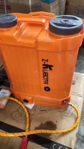 Bình phun thuốc trừ sâu Z-Kubota 20L mô tơ 2 bơm ắc qui 12V16Ah