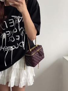 Sheepskin Bag Fashion Womens Bag Classic Style Genuine Leather Diamond Chain Small Golden Balls Shoulder Messenger Bag Cosmetic Bag  Bag