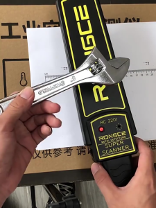 Handheld Portable metal detector With battery charger high sensitivity safety super scanner sound alarm shock-resistant durable Intelligent power saving Security scanning equipment Cellphone detectors in school exam rooms