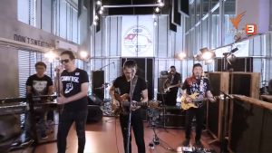 แฟลชไดร์ฟแท้ USB - MP3 เพลงสตริงเก่าสุดฮิต ยุค 90 คัดพิเศษหาฟังยาก 240 ผลงานเพลง Top The Best