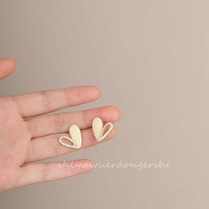 Elegant Heart-Shaped Hollow out Ear Studs Diamond Embedded No Piercing Required Korean Japanese Design Fashion Jewelry Accessories
