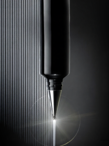 Giorgio Armani | Crema Nera Firming Meta Eye Treatment"