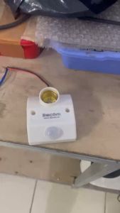 Đui đèn cảm ứng âm thanh E27 CHỐNG TRỘM BÁO KHÁCH