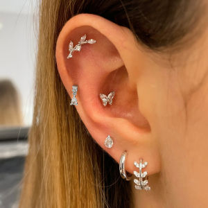 Cartilage Stainless Steel Stud Womens Earrings 2023 Septum Piercing Zircon Butterfly Ear Hoop Lobe Tragus helix Jewelry