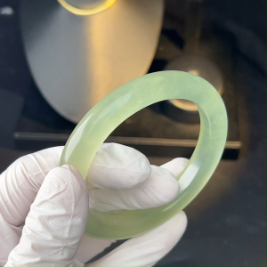 TIMESWIND Natural Authentic A-type Serpentine Xiuyu Jade Light Green Flat Bangle for Women Fashion Jewelry with Certificate