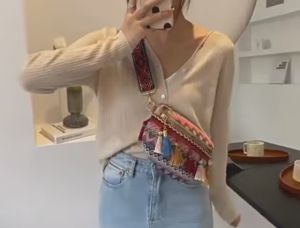 Women Ethnic Style Waist Bag with Adjustable Strap Variegated Color Fanny Pack with Fring 2G02