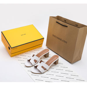 รองเท้าแตะหนังแท้สำหรับผู้หญิง รองเท้าแตะชายหาด ทรงหัวแหลม ส้นสูงปานกลาง รองเท้าลำลอง สวมใส่สบาย รองเท้าแฟชั่น