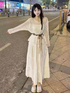 Ladies Loose Sleeveless Hollow out Hooded Sun Protection Vest Set Unique Autumn Fashion Small Niche Trendy Korean Style V-Neck Long Sleeve Knitted Top
