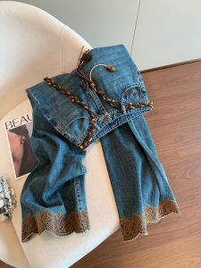LPQFC | Quần Jeans Đính Hoa Văn Thêu Retro Elegance Dáng Xòe Cao
