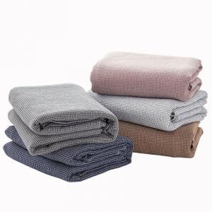 ผ้าห่มผ้าโปร่งผ้าฝ้ายบริสุทธิ์3ชั้นผ้าบางลายตารางสำหรับฤดูร้อนผ้าคลุมเตียงขนาดคิงไซส์ผ้าห่มปรับอุณหภูมิอากาศ