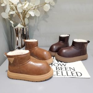 Thickened Wool Childrens Snow Boots Girls Short Boots Warm Fur Integrated Leather Cotton Shoes Anti-Slip Rubber Outsole