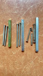 Trục suốt vít vít nối các loại của khóa tay gạt dùng cho cửa nhôm xingfa nhôm hệ vát cạnh các loại