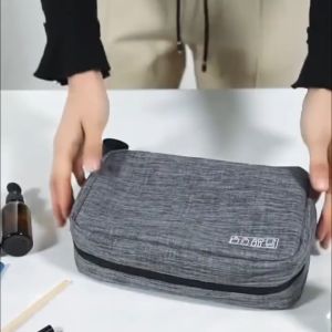 Tas kosmetik dan alat mandi PREMIUM / Polyester waterproof toiletry