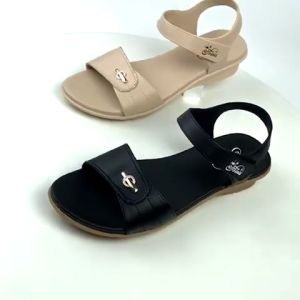 Sandal Thời Trang Nữ Bitis BRW000100 Siêu Bền