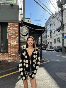 French Elegant Heavy Embroidery Knitted Short Cardigan Women Spring Autumn 2025 Fashion Niche Open-Shirt Style Long Sleeve