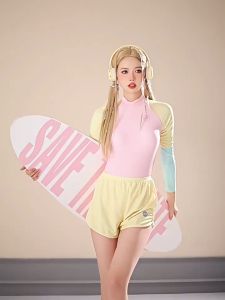 สวิมสูป ชุดว่ายน้ำแขนยาว ใช้เข็ม ชุดดำน้ำ สีลูกกวาด ผ้าแห้งเร็ว มีฟองน้ำ #0206