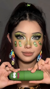 Rick and Morty | Xịt Khoá Makeup SHEGLAM Lớp Trang điểm Lì không Lem Dưỡng ẩm Lâu Trôi Hơn 17 Giờ