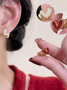 ต่างหูห้อยรูปหัวใจสองด้านประดับเพชรเซอร์โคเนียสีแดง ต่างหูแฟชั่นฤดูใบไม้ร่วง/ฤดูหนาว ต่างหูแบบห้อย