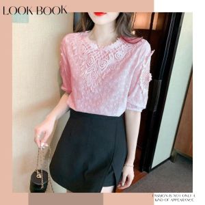 นี่คือ Wulove สินค้าใหม่ - เสื้อผ้าแฟชั่นผู้หญิง ดีเทลแต่งคอลูกไม้ เนื้อผ้าเป็นลายฉลูสวยงาม 🗼ใส่ไปเที่ยวไปวัดงานบูนงานบวช