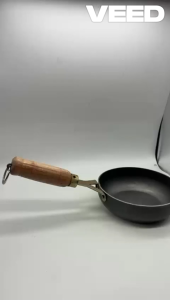 Traditional Pre-Seasoned Iron Tadka Pan with Wooden Handle | Gas Stove Compatible | 100% Toxin-Free Fry Pan (Size - 15 cm Dia | Pack of 1 Pc)