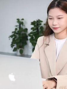 Laptop Stand Univeral aluminum alloy Folding Portable Laptop Holder Tablet Adjustable Notebook Stand可折叠笔记本支架