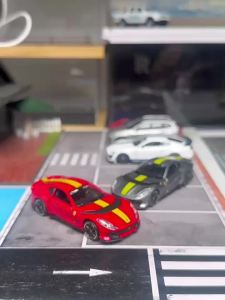 Bburago 1:64 genuine Ferrari SP1 812 COMPETIZIONE ENZO F40 F12TDF SF90 car model series Christmas boy gift toys