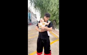 เดินทางเป้อุ้มเด็กทารกแรกเกิด กระเป๋าเป้สะพายหลัง เบบี้สลิง ผ้าอุ้มเด็ก ระบายอากาศเบา กระเป๋าอุ้มเด็ก 0-36M ผ้าอุ้มเด็ก กระเป๋าของ