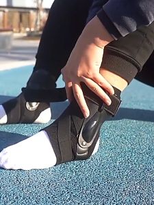 1Pcs Adjustable Ankle Support for Sports Running and Injury Prevention