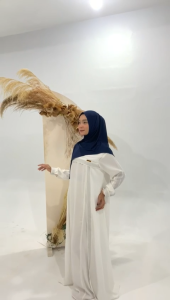 Kiswah - Paket Hemat Hijab Airyn Segitiga Instan ( 3 PCS ) Kerudung Wanita Muslim Panjang Variasi Nyaman Dewasa