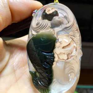 Pure natural starlight green ghost treasure basin fancy-colored fish carp pendant 💓 Exquisite craftsmanship crystal transparency distinct fancy colors unique shape. The actual product is even more beautiful. Dimensions: 61*37*24mm
