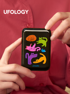 Ufology Original Design Magnetic Suction Phone Card Bag Applicable to Apple MagSafe Card Holder Illustration Cat Black