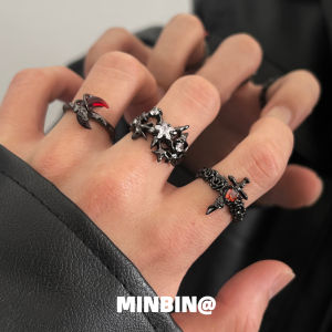 แหวนรูปดอกกุหลาบสีดำ แหวนรูปพระจันทร์ แหวนรูปคร�สมัครผู้ชายและผู้หญิง สไตล์ฮิปฮอป พังก์ แหวนนิ้วชี้ดีไซน์ไฮเอนด์