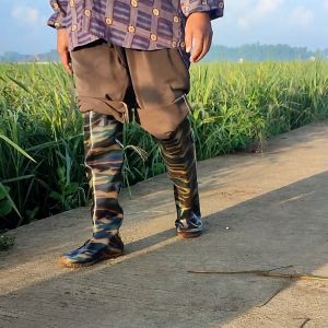SEPATU SAWAH ANTI KEONG SEPATU BOOT KARET ANTI AIR SEPATU PETANI PANJANG (55cm)