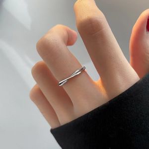 Pianist | Fashionable Simple Ring