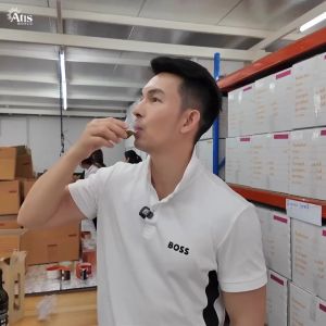 น้ำพลูคาว พี่อั้ม Atis Amarit 1 แถม 1 อทิส อัมริท พลูคาวสกัด น้ำอัมริท พลูคาวน้ำ อทิส อัมริท น้ำพลูคาวสกัด พลูคาว สมุนไพร พูคาว น้ำอั้ม ของแท้ 100%