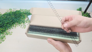 100Pcs Black Double Wire Binding Spines 3:1 Pitch 34 Loops Wire Comb O Ring Binding Coil Durable Metal Wire Comb Binding Supplies Sturdy Document Book Binding Ring for Notebook Calendar Brochure and Office Paper Binding Projects