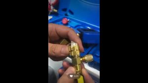 Alat Pemindah Valve Core & Instalasi dengan Port SAE 1/4 & 5/16 Kompatibel dengan R22, R12, R407, R410, R404, R32, R600