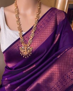 PRE ORDER 10 DAYS ⬅️FABRIC : SOFT LICHI SILK CLOTH DESIGN : BEAUTIFUL RICH PALLU AND JACQUARD WORK ON ALL OVER THE SAREE BLOUSE - EXCLUSIVE BEAUTIFUL JECARD BORDER BLOUSE.