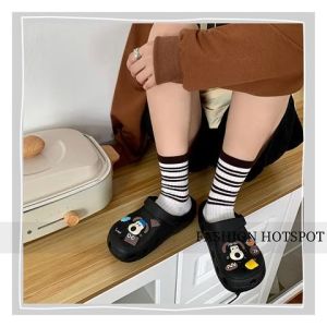 NDDshop NEW รองเท้าแตะหัวโตแฟชั่น ดีไซน์เรียบง่ายใส่ดีมีหลายสี วัสดุยางนิ่มเบา มีตัวติดแถมให้ในชุด ปกติไซซ์ผู้ชายจะไม่มีทรงนี้แต่ตอนนี้พร้อมจำหน่ายกดสั่งเลย