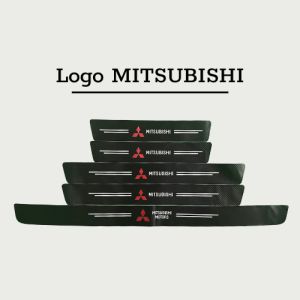 Bộ 5 Miếng Dán Chống Trầy Xước BC2 Bảo Vệ Bậc Cửa Và Dán Cốp Ô Tô Bằng Sợi Carbon Bền Đẹp