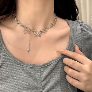Fashion Necklace Butterfly Pendant Necklace Korean Clavicle Chain Ladies Silver Necklace Retro Simple Jewelry