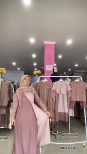 Aksesoris Muslim untuk Keluarga: Desain Sarimbit Lebaran 2025