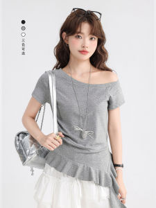 Áo Thun Hở Vai Tay Ngắn Màu Xám Hoa Phong Cách Hàn Quốc Giảm Tuổi Tác Ngọt Ngào Ôm Vừa Vặn Mùa Hè Cổ Chéo XinmonLee