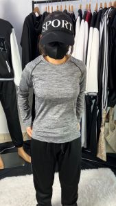 LJ- Woman Long Sleeve Shirt Breathable Loose Sports Wear T-shirt Running Yoga Gym Sweatshirt Blouse women Top Baju Sukan Wanita Lengan Panjang 运动长袖女