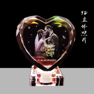 Creative 3D Crystal Carved Couple Models Modern Minimalist Style Wedding Gifts Personalized Bedroom Decorative Accessories