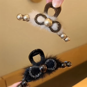 Large Size Pearl Hair Claw Womens Fashionable Plush Shark Clamp Autumn Winter Hair Accessories Korean Style Fresh Outburst